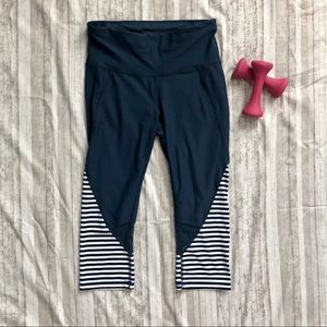 💪🏻 Xersion Slate Navy Medium Leggings